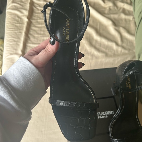 Saint Laurent Black Croc-Embossed Heels - Picture 5 of 7